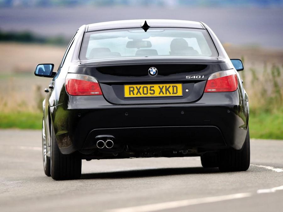  BMW 540i with M Sport package 2006 года  (UK) (фото 3 из 3)